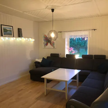 Nyhagen Feriehus Holiday home Hjelle