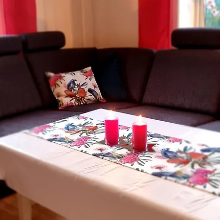 Nyhagen Feriehus Holiday home Hjelle