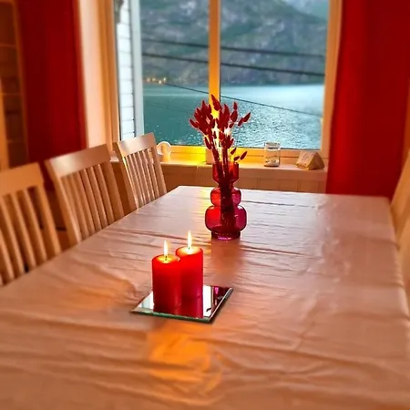 Nyhagen Feriehus *
